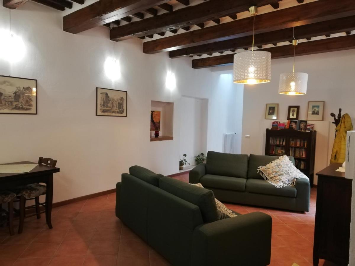 Casa Di Pietro Aretino, Arezzo Centro Storico 4-8 Letti Exterior foto