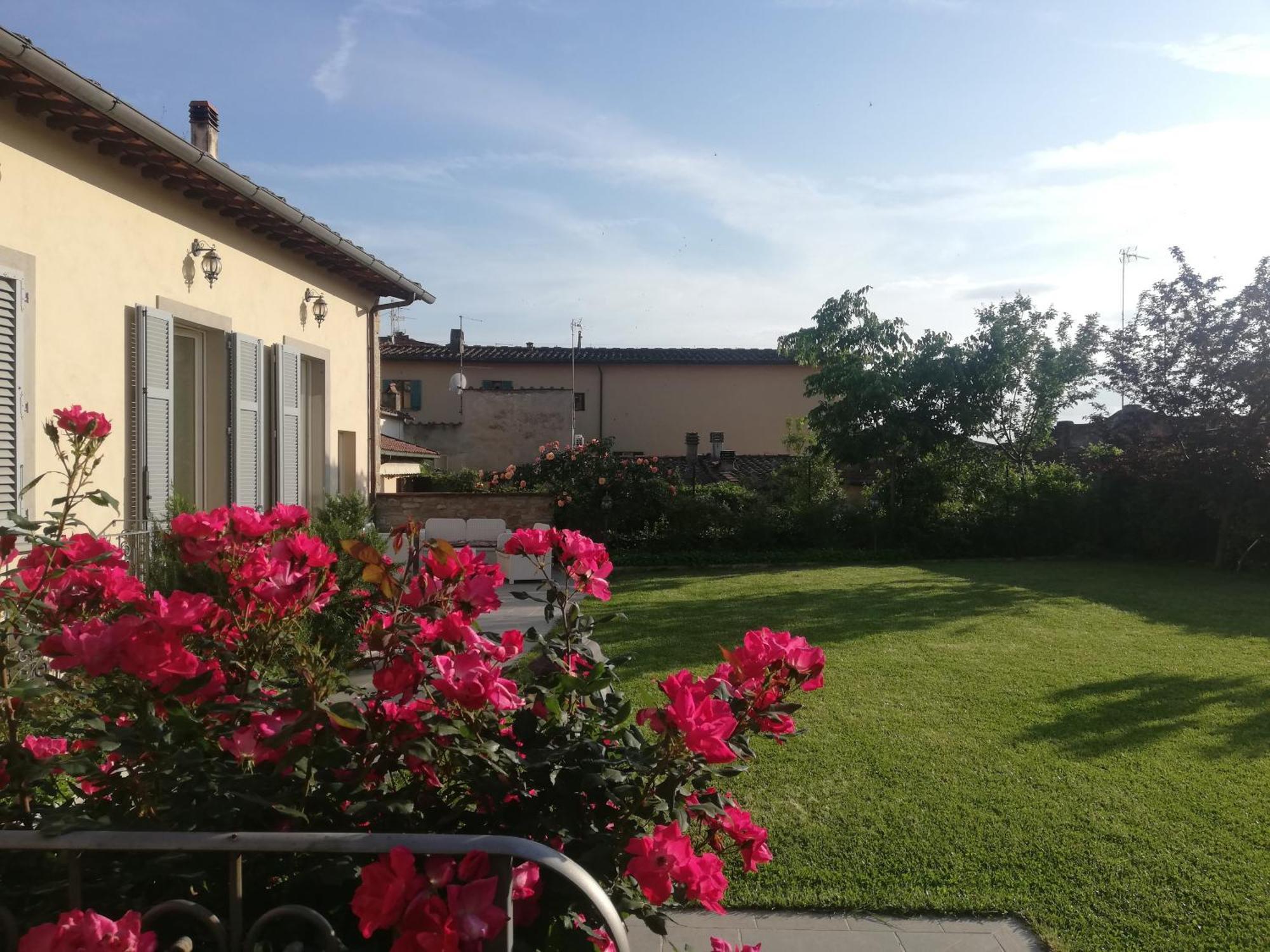 Casa Di Pietro Aretino, Arezzo Centro Storico 4-8 Letti Exterior foto
