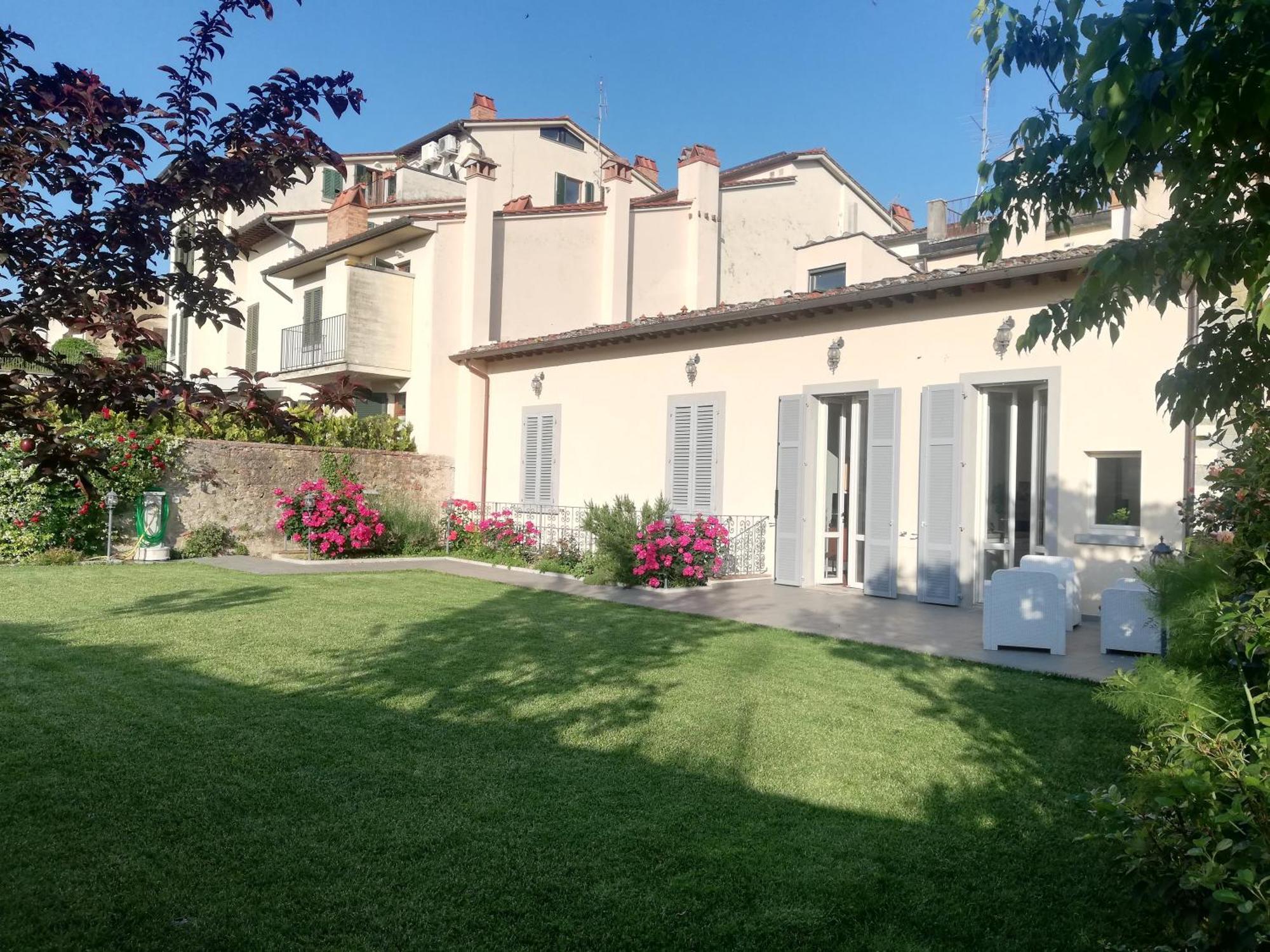 Casa Di Pietro Aretino, Arezzo Centro Storico 4-8 Letti Exterior foto